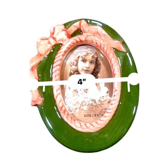 Vintage Set Of 2 Oval Ceramic Picture Frames With Green & Pink Bow Design - Picture 5 of 8